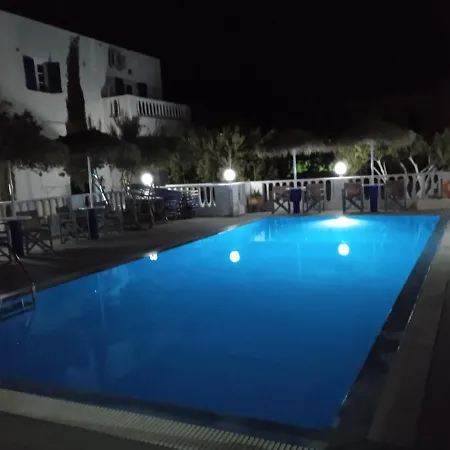 Kapetanios Apartament Perissa (Santorini)